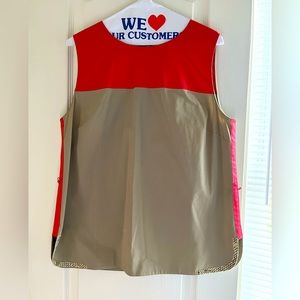 Nice sleeveless top with belt